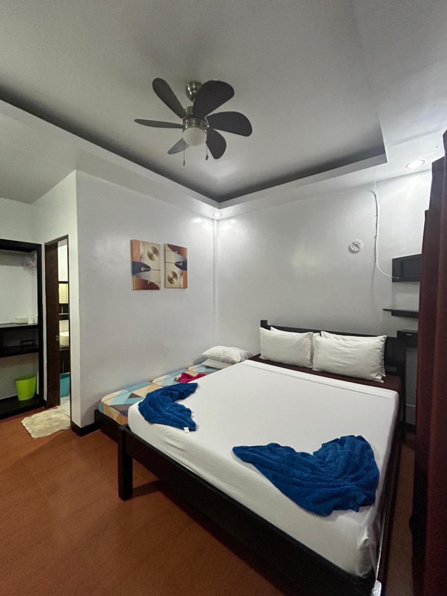 Seaslugs Travellers Inn El Nido Ngoại thất bức ảnh