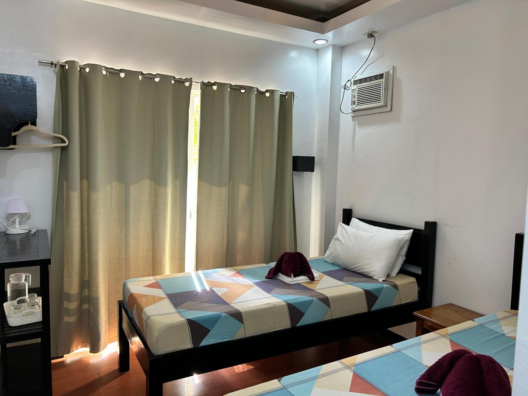 Seaslugs Travellers Inn El Nido Ngoại thất bức ảnh