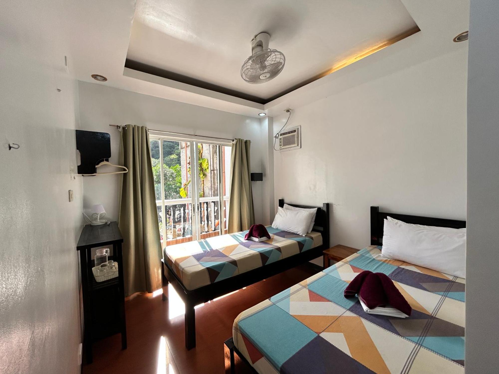 Seaslugs Travellers Inn El Nido Ngoại thất bức ảnh