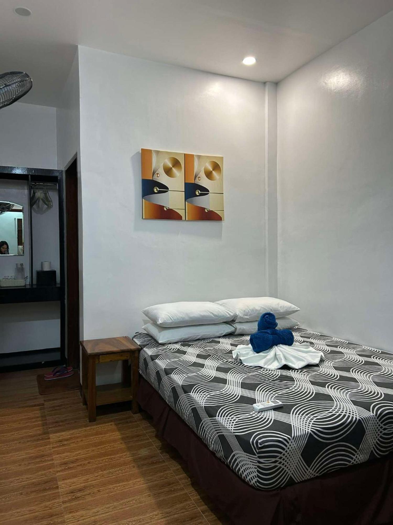 Seaslugs Travellers Inn El Nido Ngoại thất bức ảnh