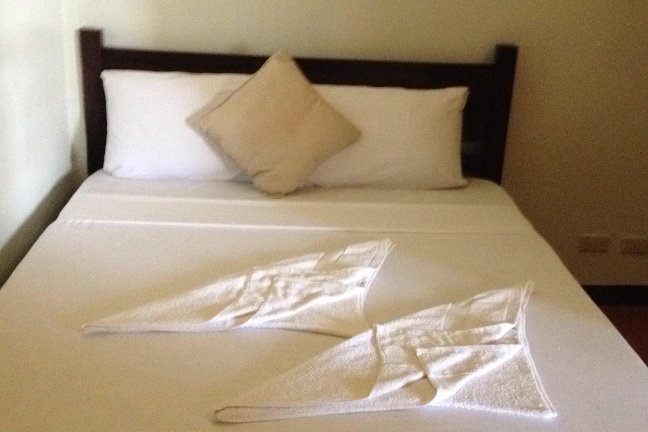 Seaslugs Travellers Inn El Nido Ngoại thất bức ảnh