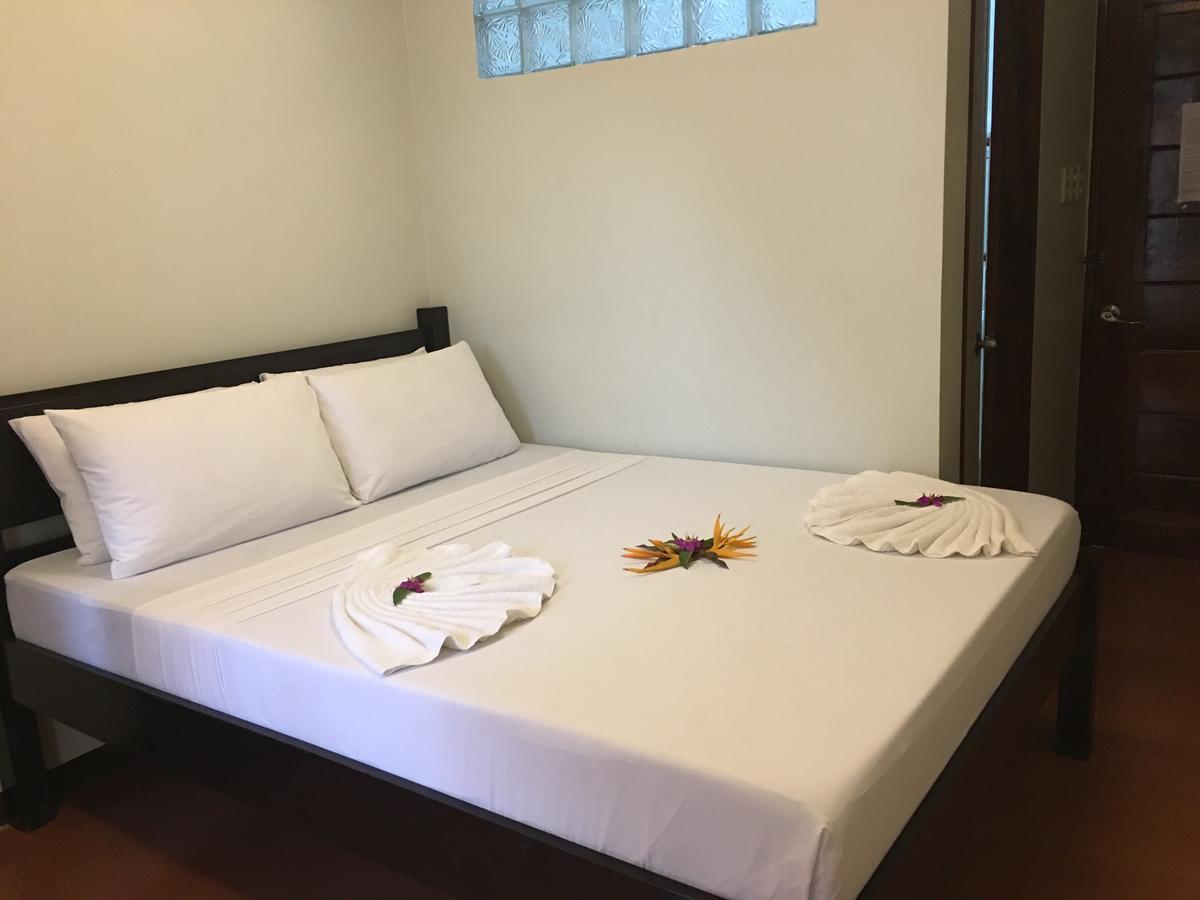 Seaslugs Travellers Inn El Nido Ngoại thất bức ảnh